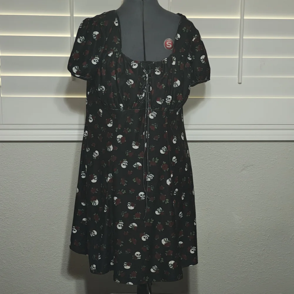Hot Topic Black Dress with Skull and Rose Pattern - Picture 1 of 3